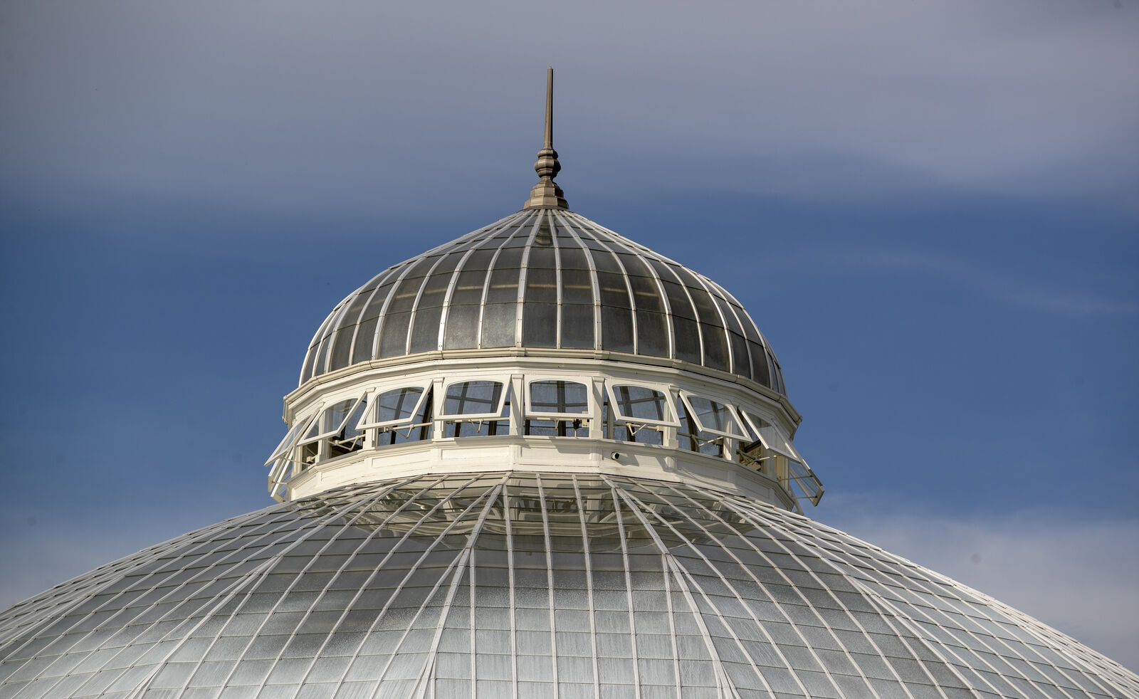 Central dome